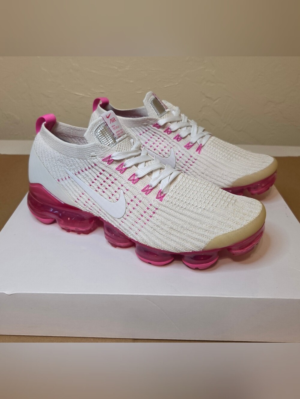 Nike Air VaporMax Flyknit 3 Pinkrise/Phantom/ Laser Fuschia Women's Size 9.5